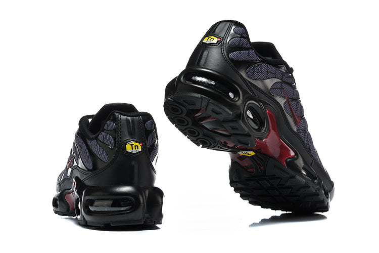 Nike Air Max Plus Sneakers Black Grey Red