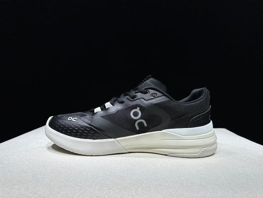 On THE ROGER Clubhouse Pro Tennis Sneakers Black and White