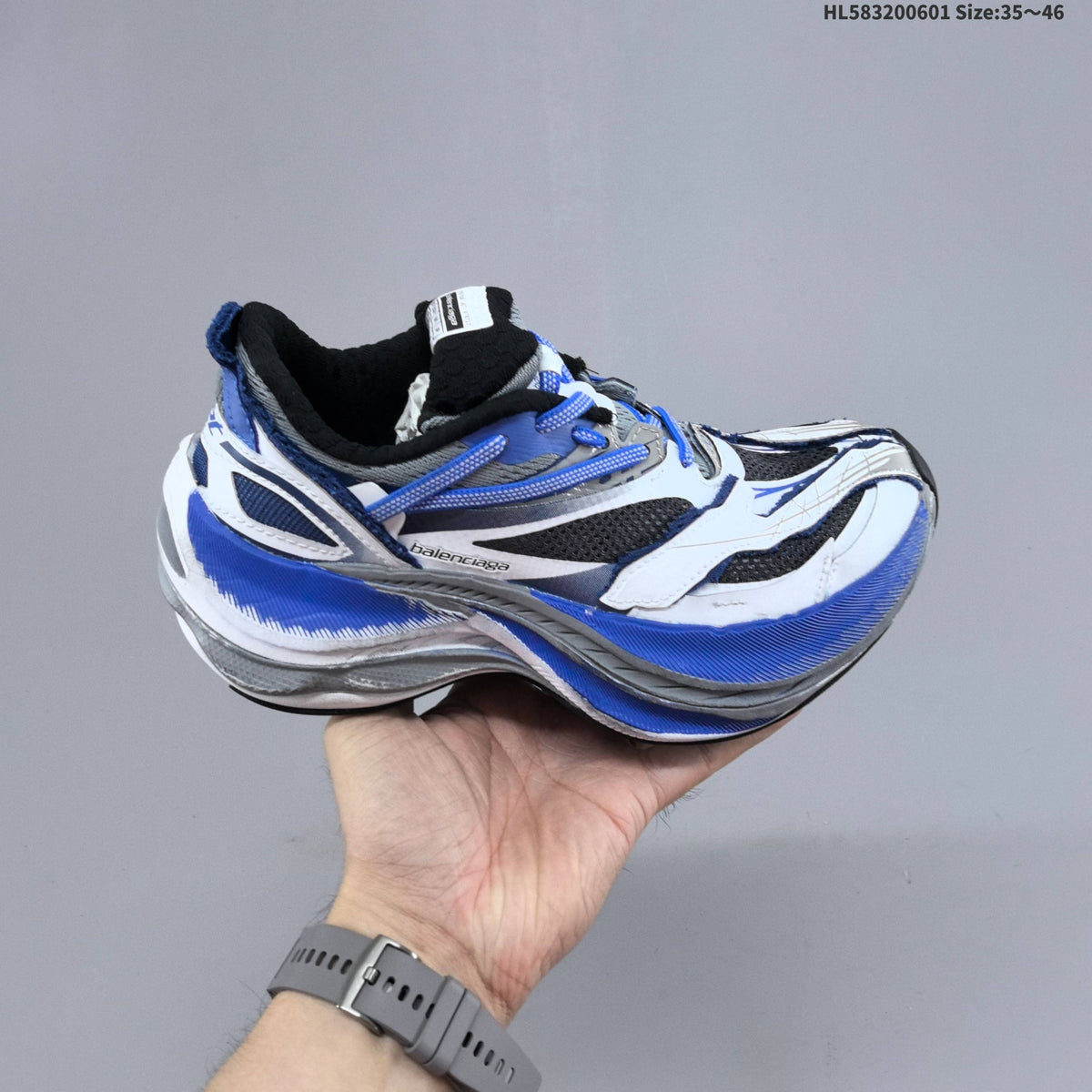 Balenciaga 6XL Extreme Laces Low-Top Sneakers