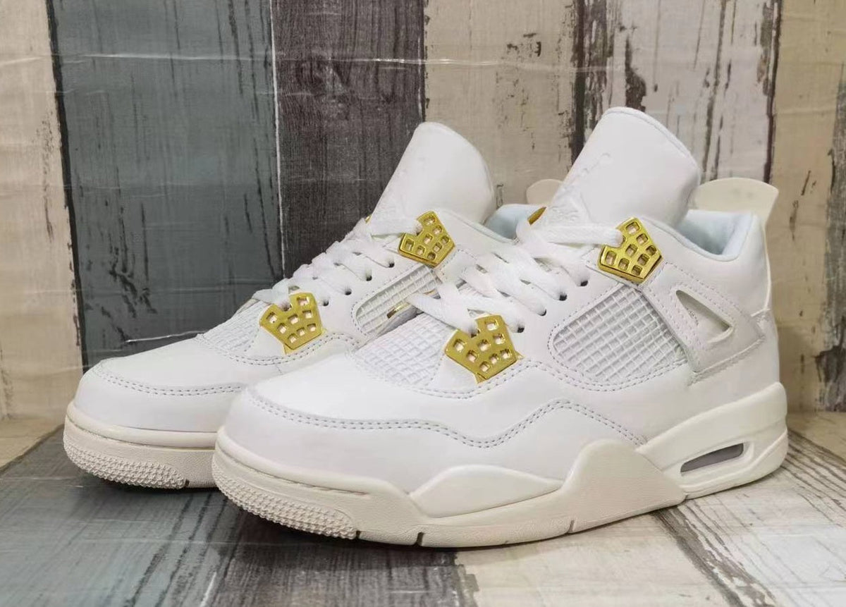 Jordan 4 Men's Sneakers in Off-White and Gold
