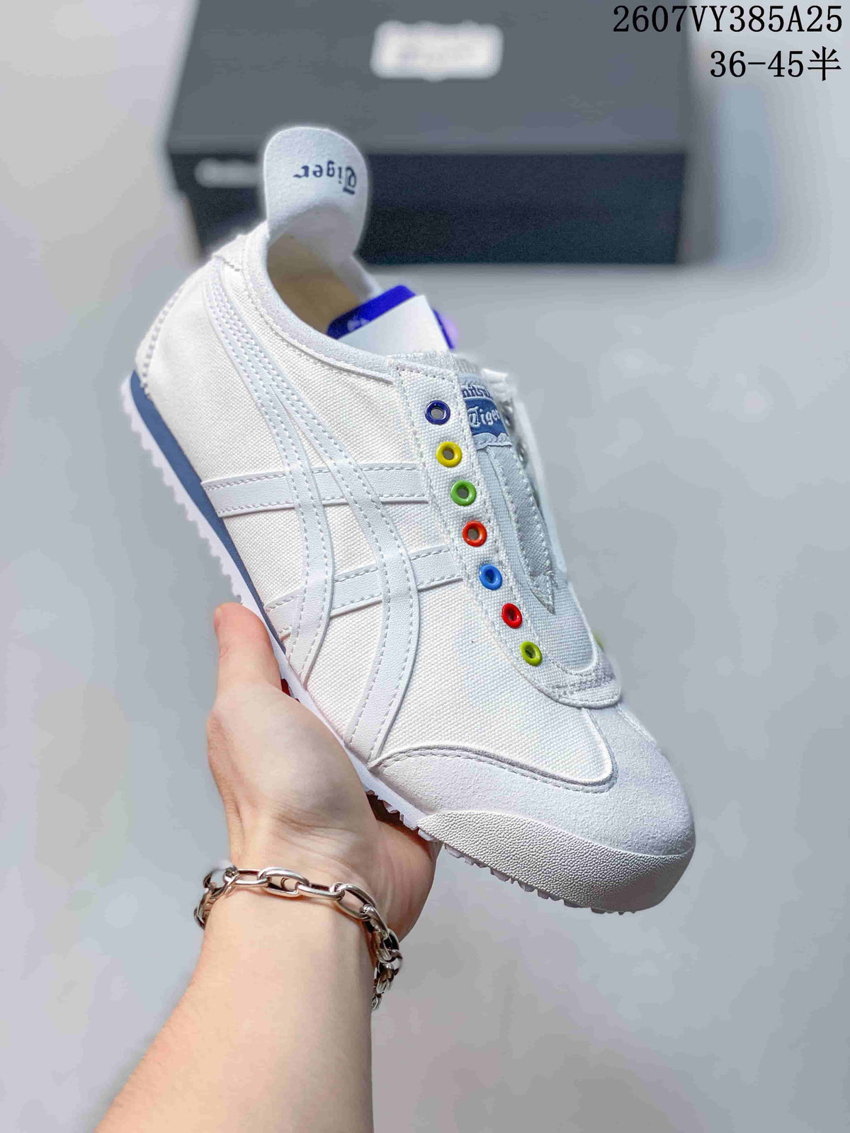 Onitsuka Tiger Mexico 66 Slip-On Sneakers