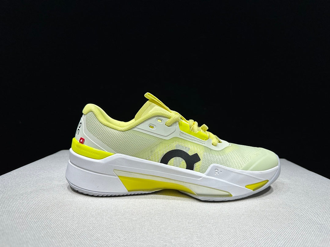 On The Roger Pro Fire Clay Tennis Shoes, Yellow