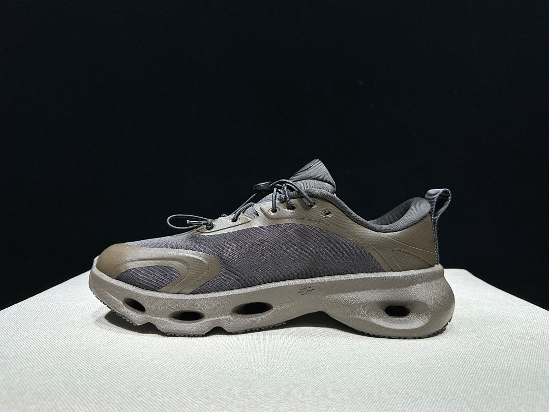 On x Loewe Cloudventure 3.0 Sneakers in Brown
