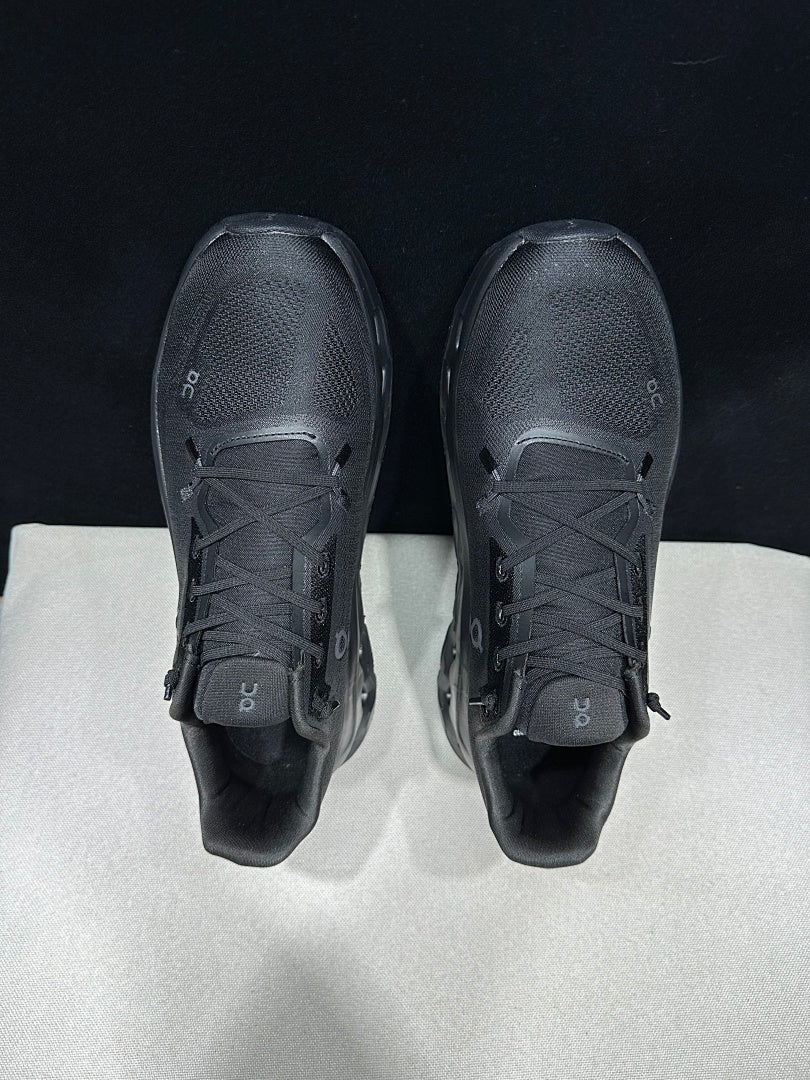 On Cloudtilt Black Running Sneakers