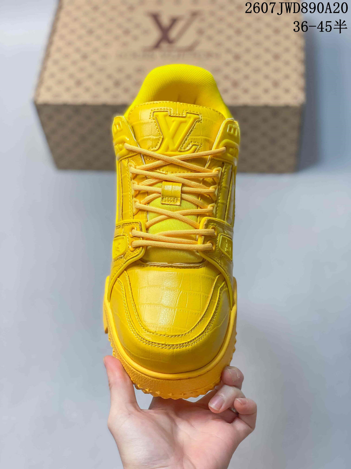 Louis Vuitton Trainer Maxi Yellow Low-Top Sneakers 2607JWD890A20