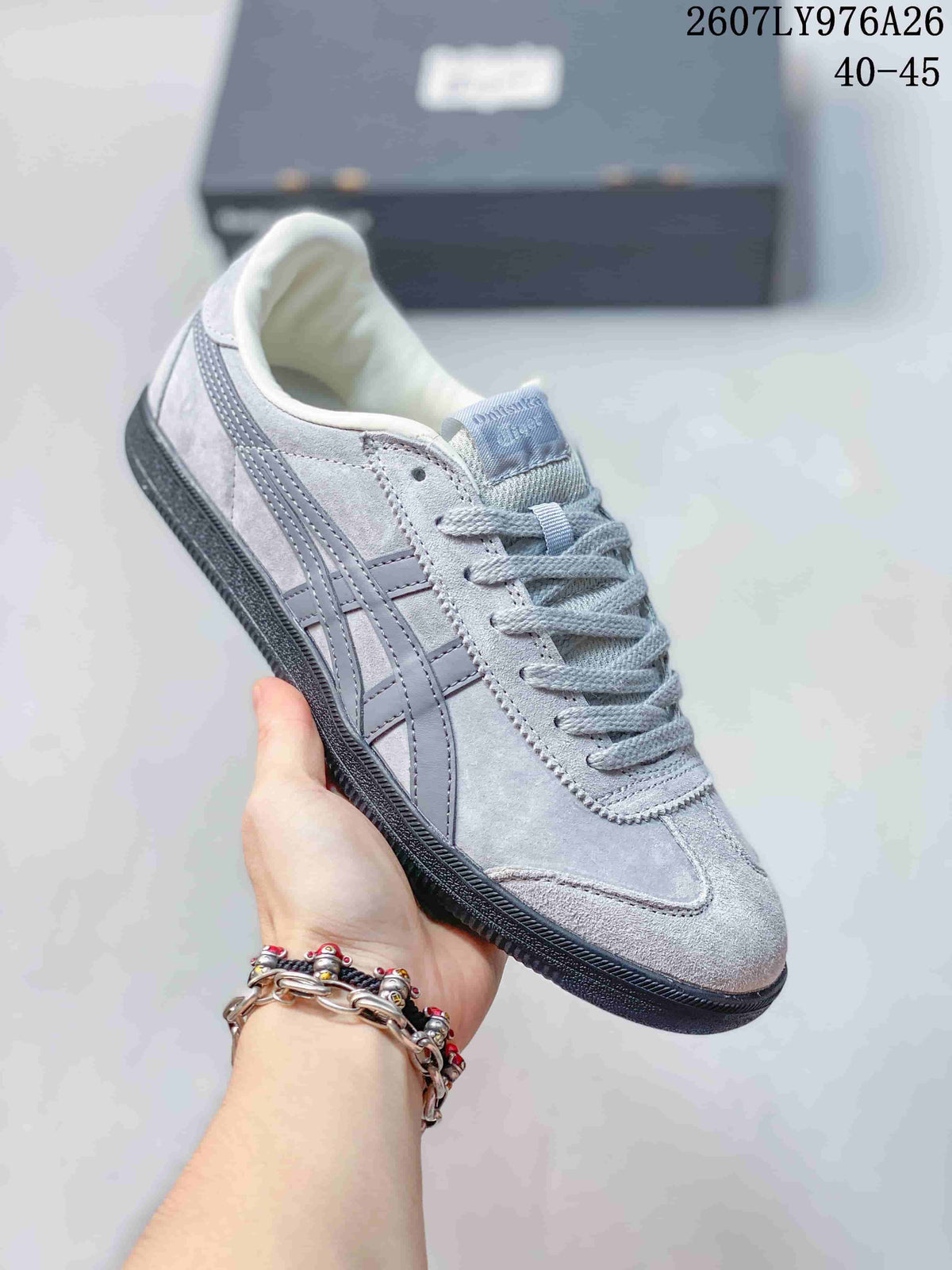 Onitsuka Tiger Tokuten Low-Top Sneakers
