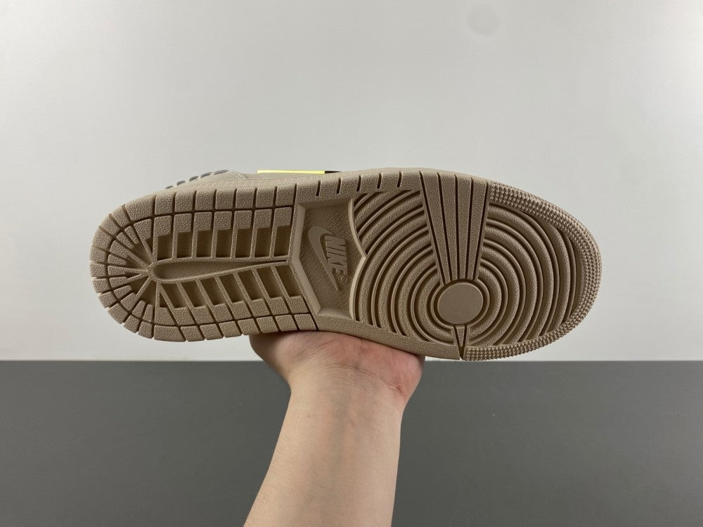 Air Jordan 1 Low Cream and Gold Sneakers FN5032-200