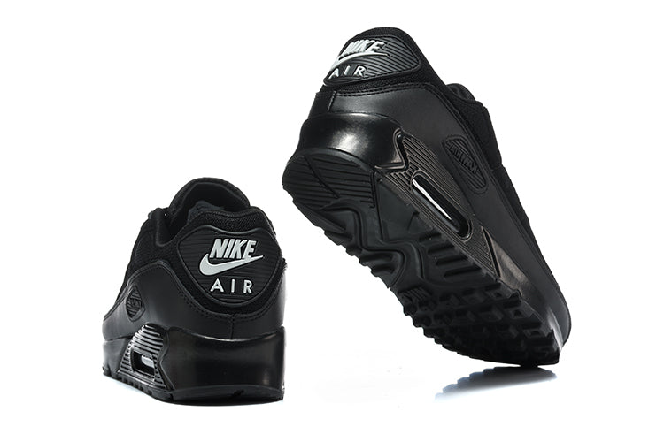 Nike Air Max 90 Black Low-Top Sneakers