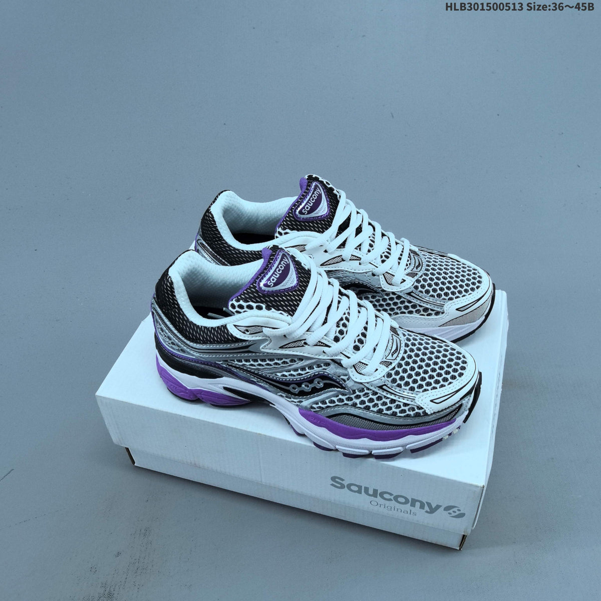 Saucony ProGrid Omni 9 Retro Running Sneakers