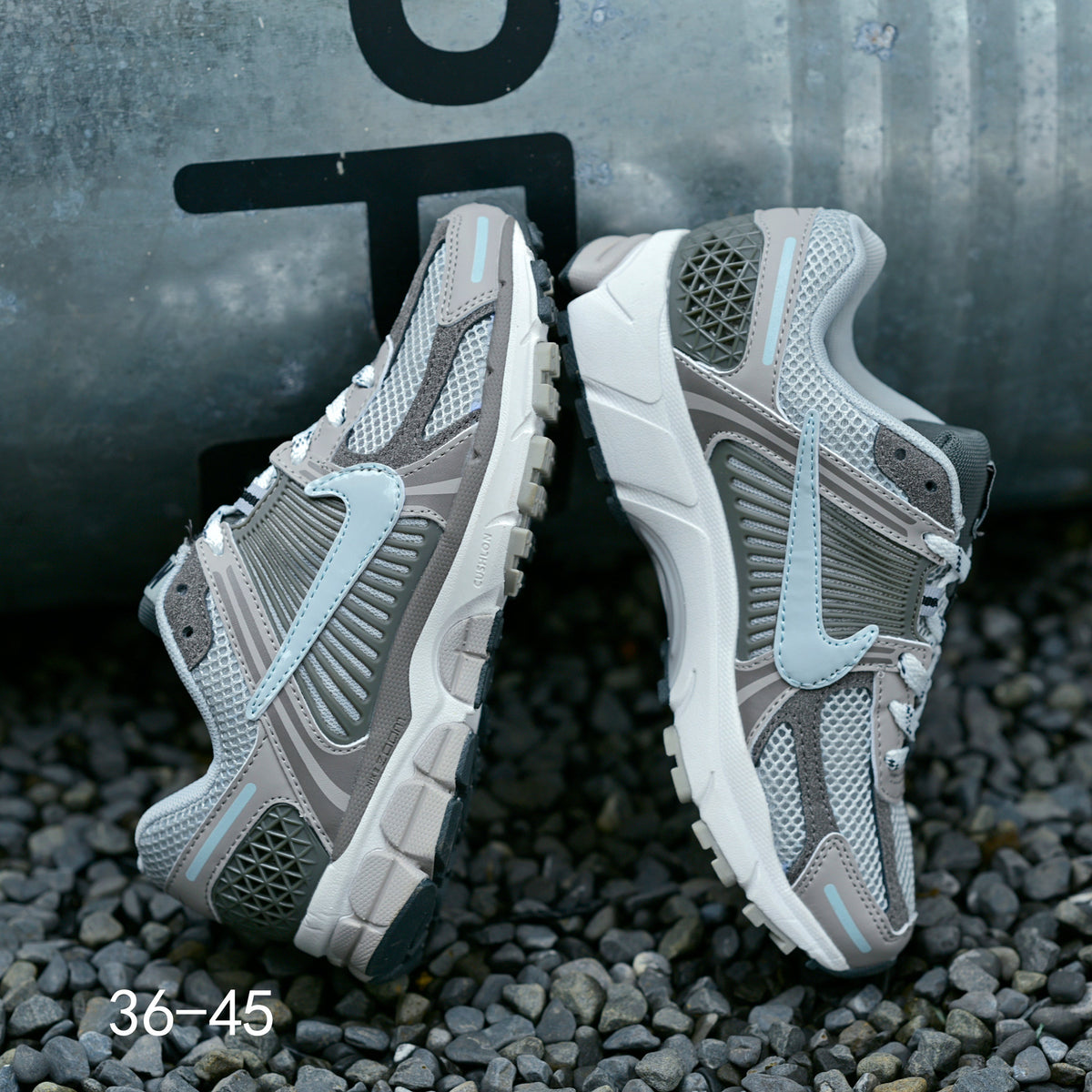 Nike Air Zoom Vomero 5 Running Shoes in Grey