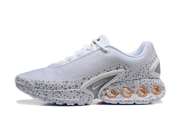 Nike Air Max DN SE White and Grey Sneakers