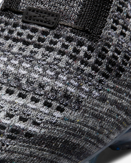 Nike Air VaporMax 2020 Flyknit Sneakers Black Gray CT1823-001