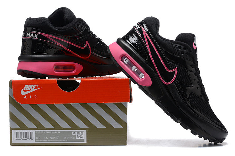 Nike Air Max Sneakers in Black and Pink