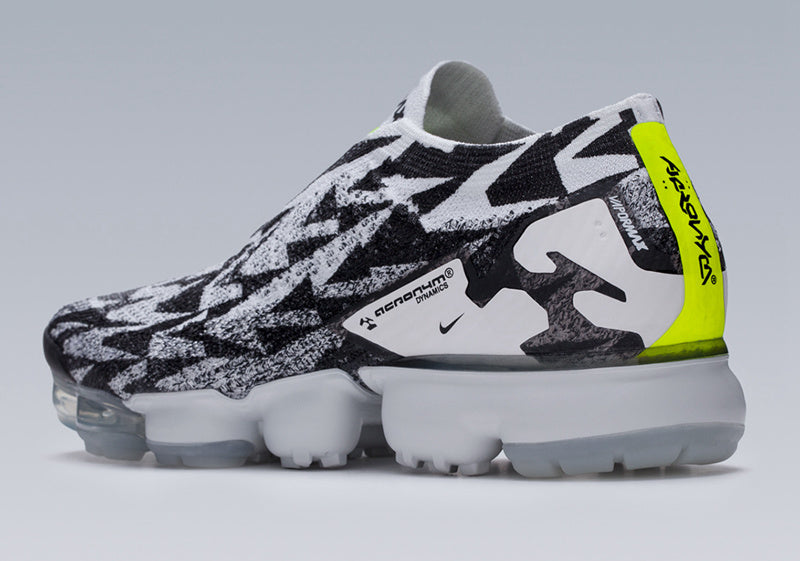 Nike Air VaporMax Moc 2 Acronym Black White Volt AQ0996-001