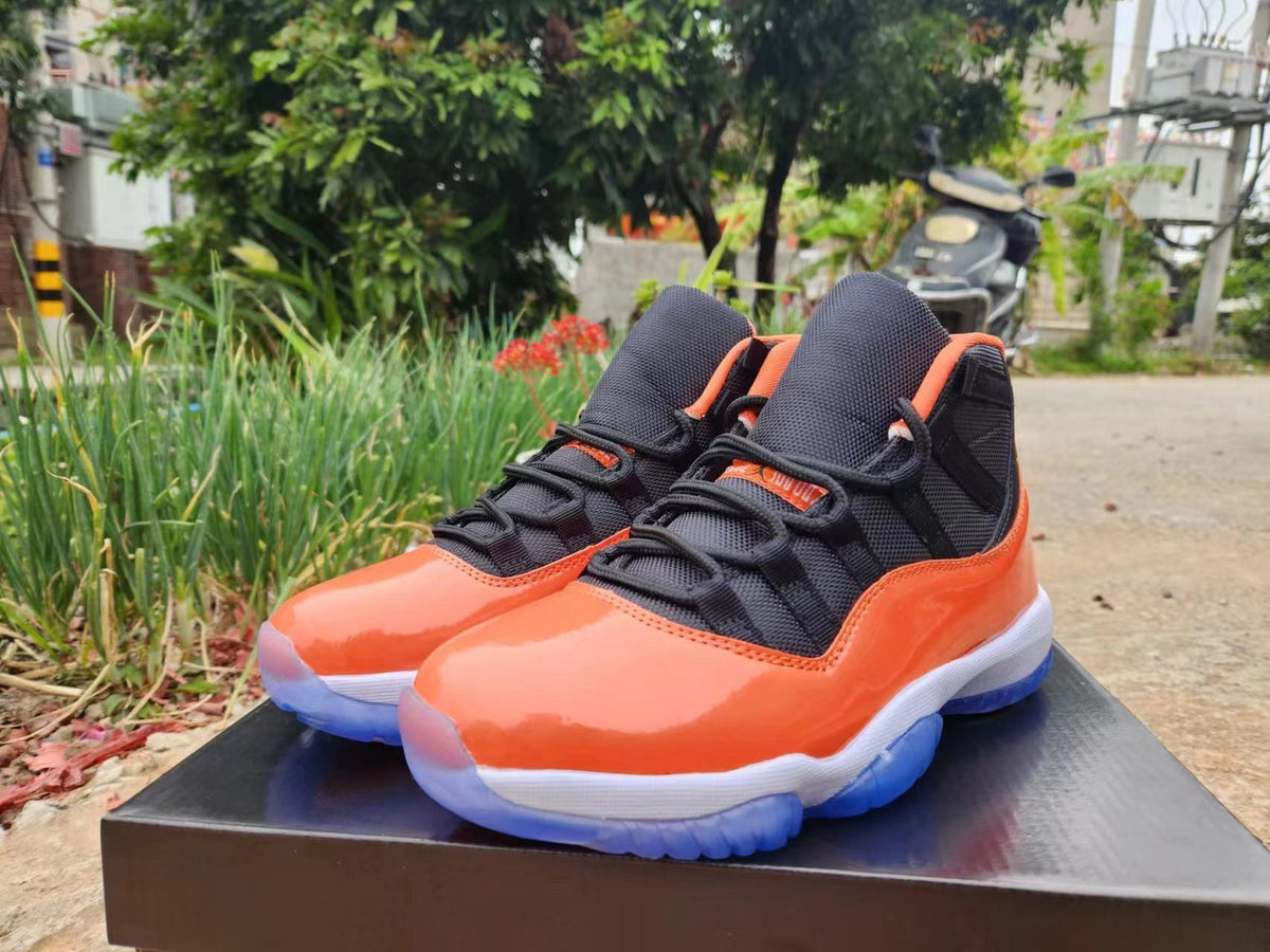 Jordan 11 Retro Low Citrus Black Sneakers