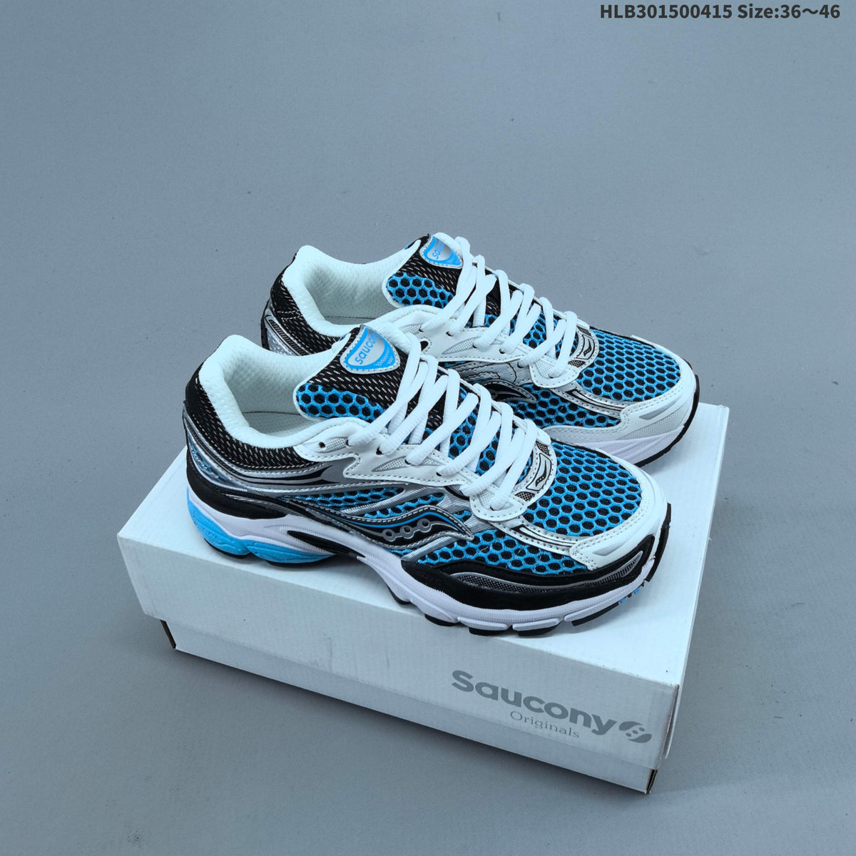 Saucony ProGrid Omni 9 Retro Running Sneakers