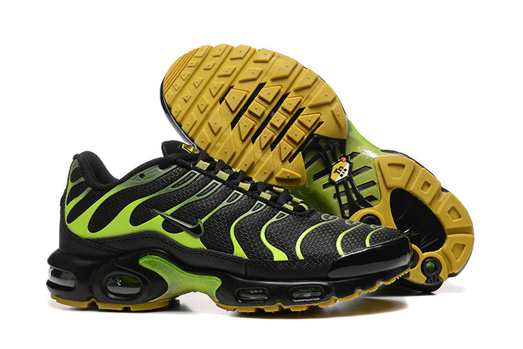 Nike Air Max Plus Black Volt Sneakers DM0032-010