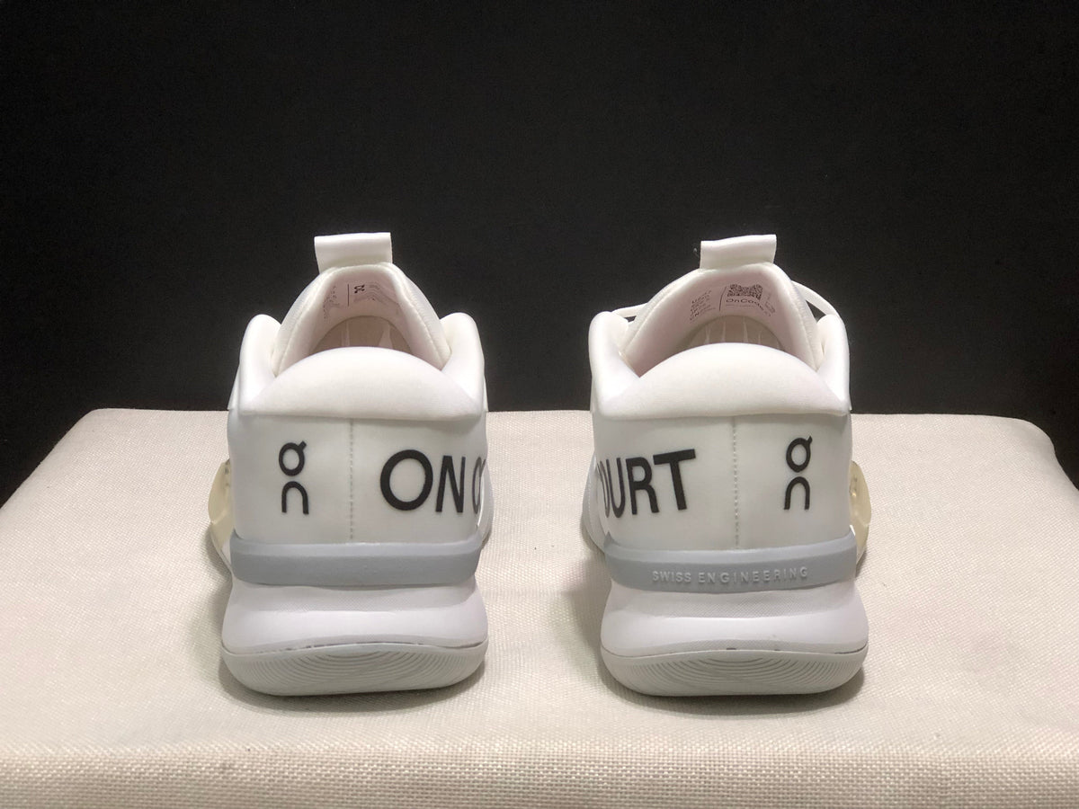 On The Roger Pro 3 Tennis Shoes, White/Pink