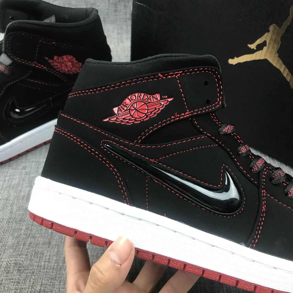 Jordan Air Jordan 1 Mid Sneakers Black Red CK5665-062
