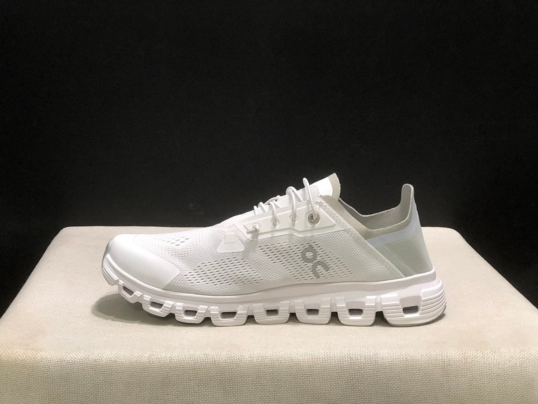 On Cloud 6 Coast Sneakers, White and Gray