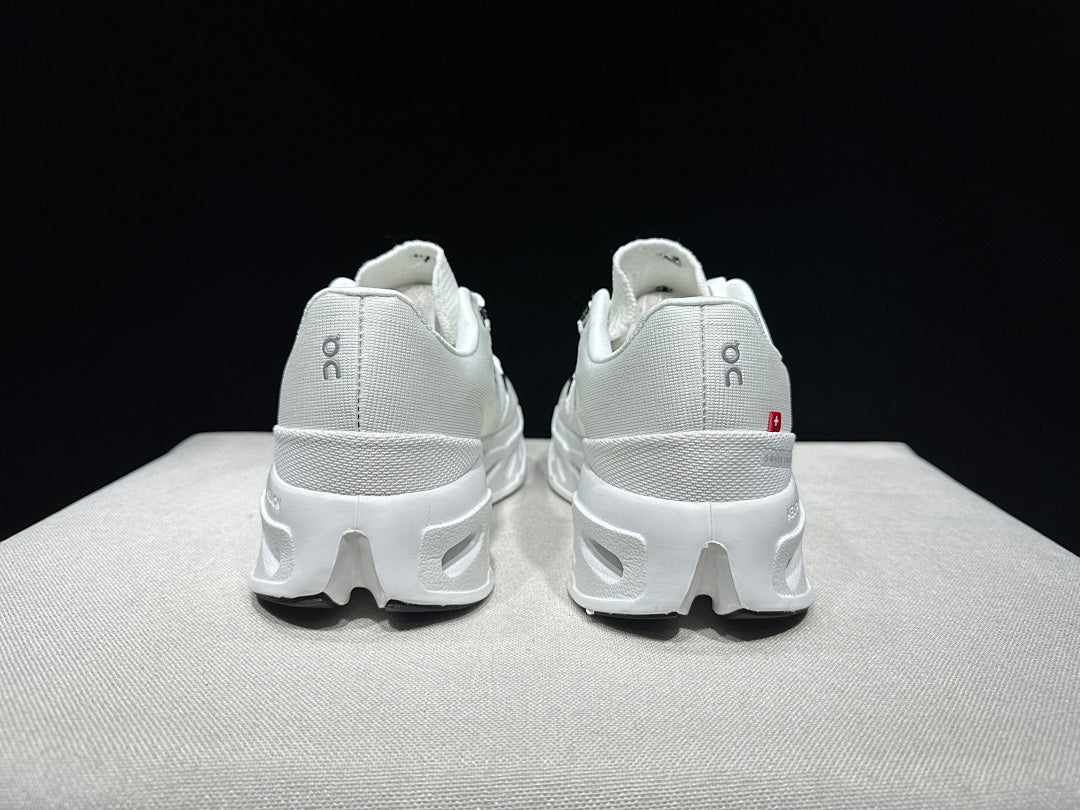 On Cloudeclipse White Running Sneakers