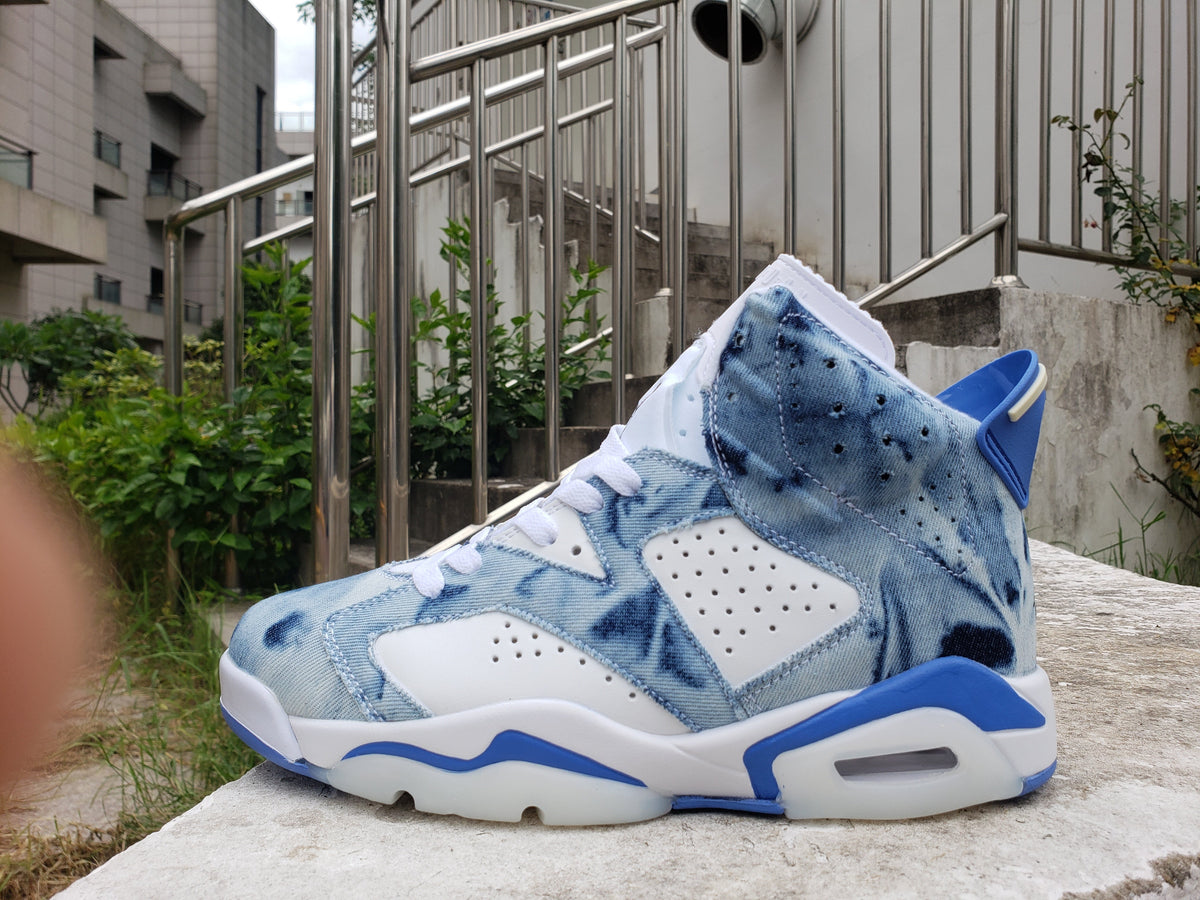 Jordan 6 High-Top Sneakers in Blue Washed Denim