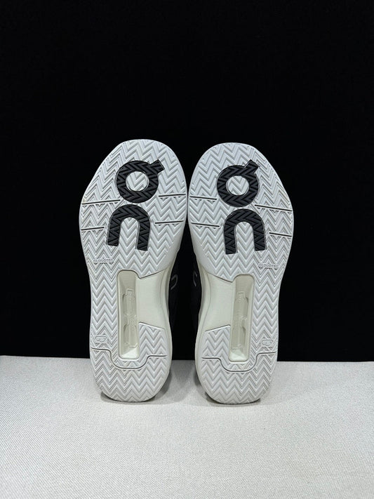 On THE ROGER Clubhouse Pro Tennis Sneakers Black and White