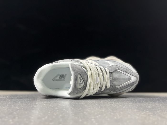 New Balance 9060 U9060EEE Grey Sneakers
