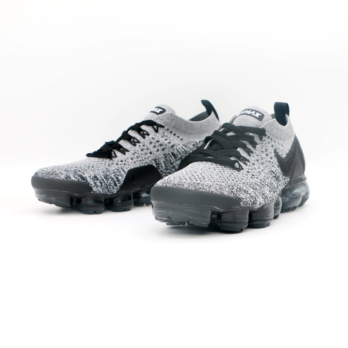 Nike Air VaporMax Flyknit 2 Sneakers in Grey and Black