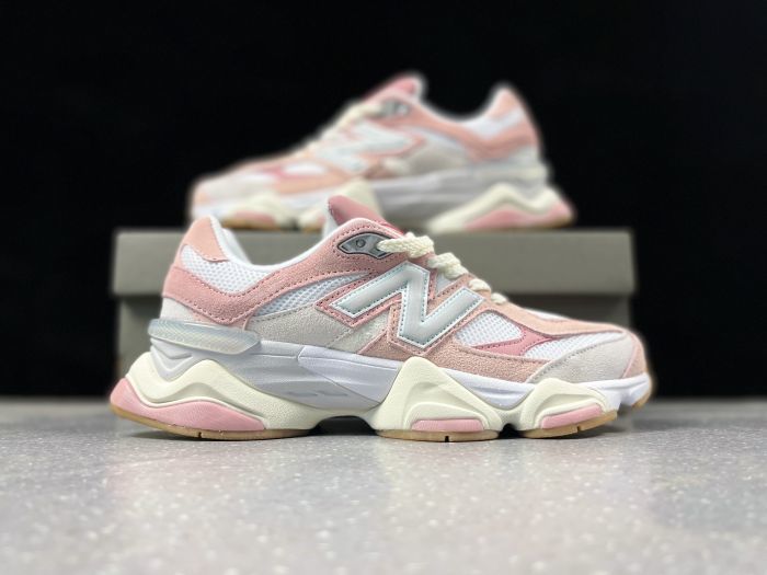 New Balance U9060FRL Pink Sneakers