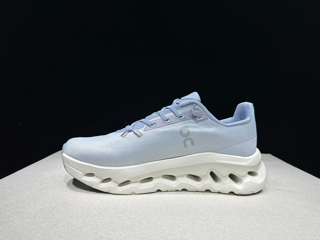 On Cloudtilt Sneakers in Light Blue