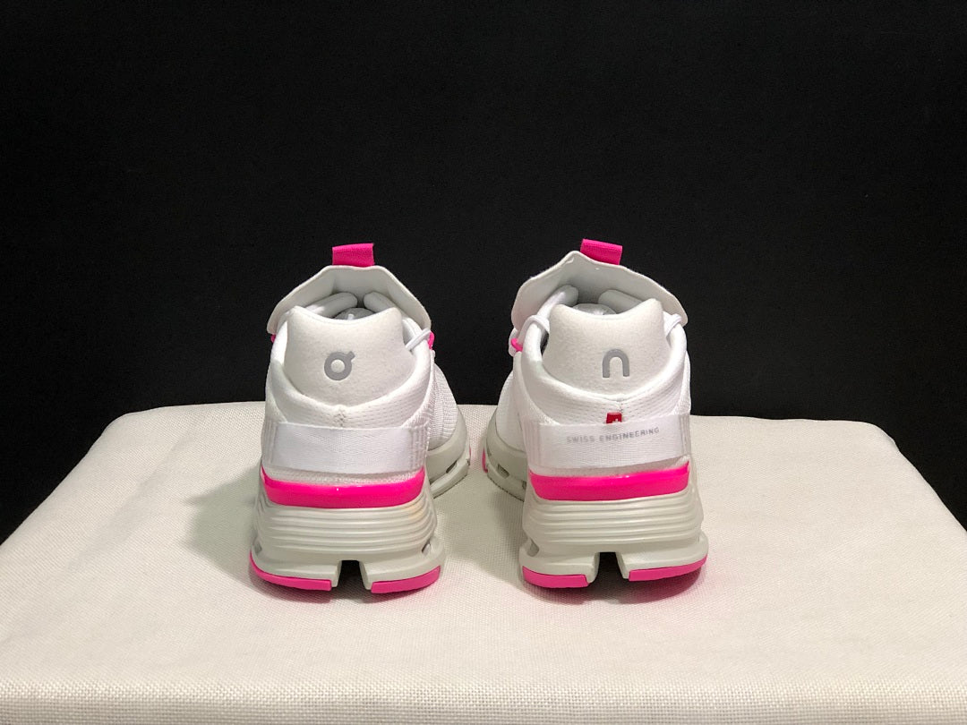 On Cloudnova Sneakers White Pink