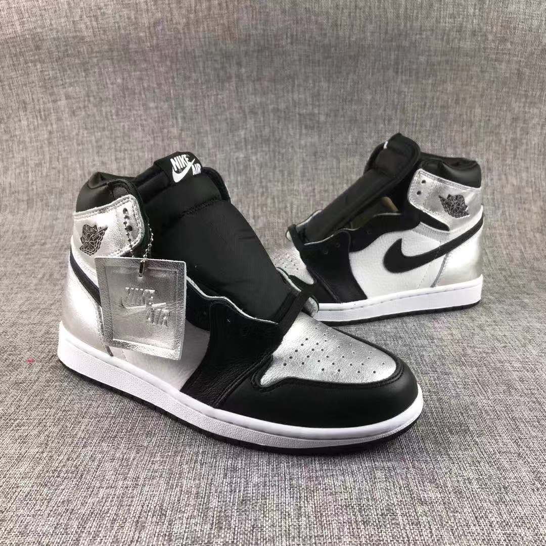 Jordan Air Jordan 1 Silver Toe High-Top Sneakers CD0461-001