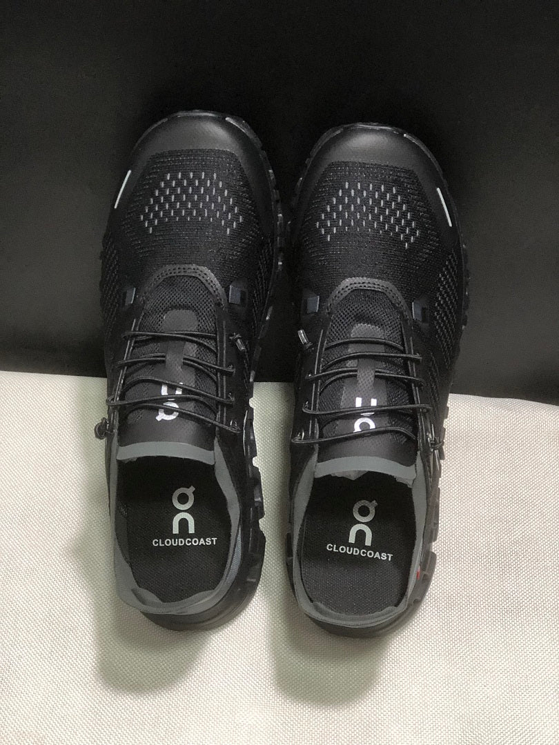On Cloud 6 Coast Black Running Shoes