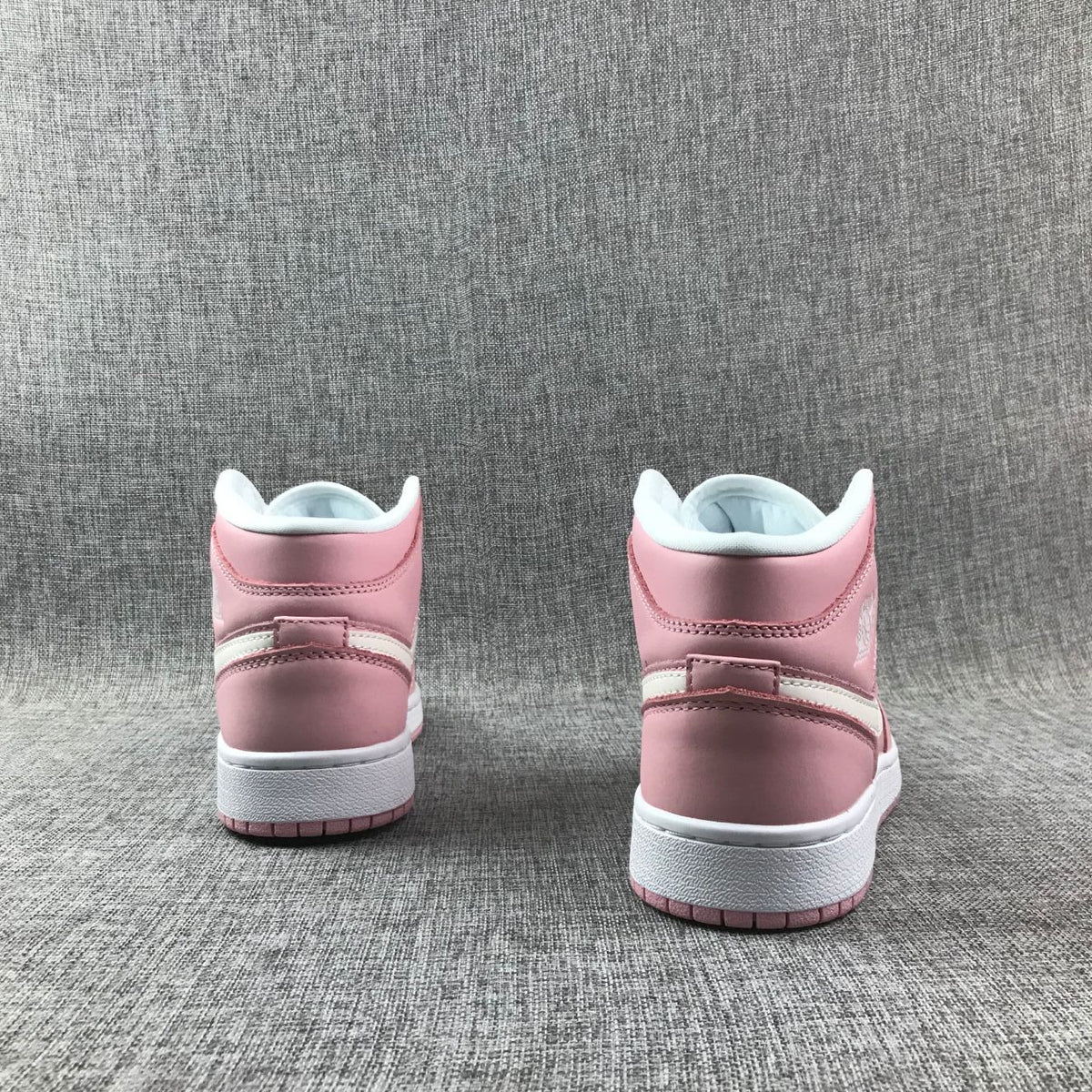Jordan 1 Mid Pink Women’s Sneakers 555112-100