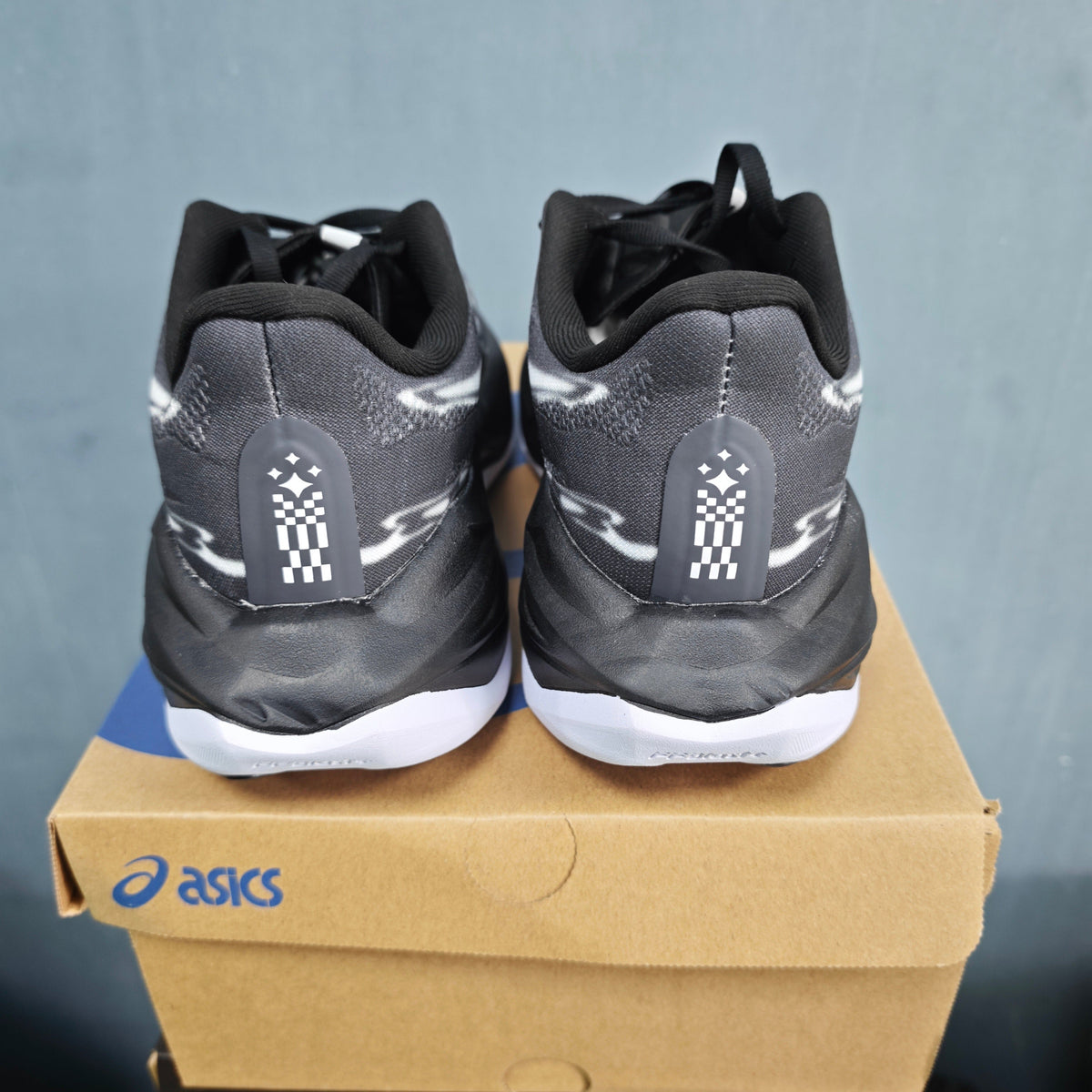 ASICS FF Leap Running Shoes Black White 1013A177-100