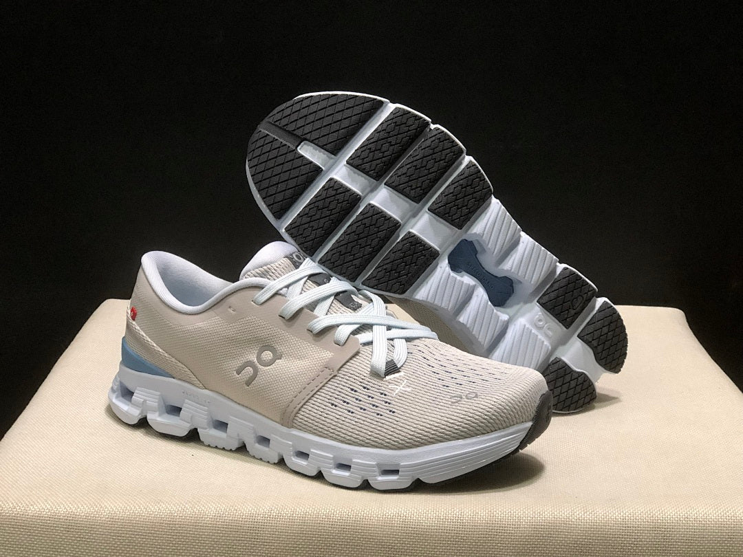 On Cloud X 4 Sneakers in Silver and Blue