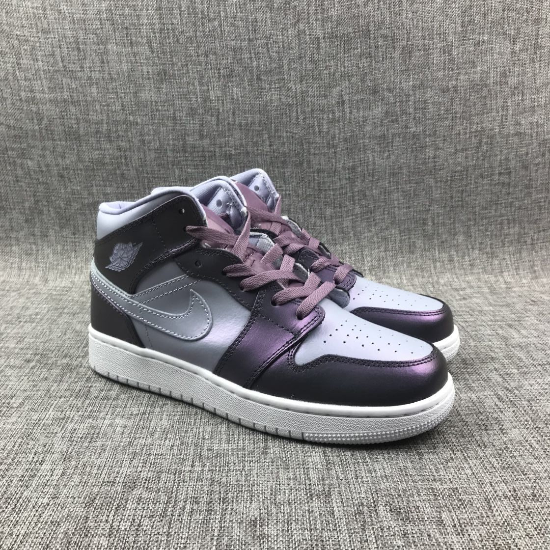 Jordan 1 Mid Sneakers Purple AV5174-400