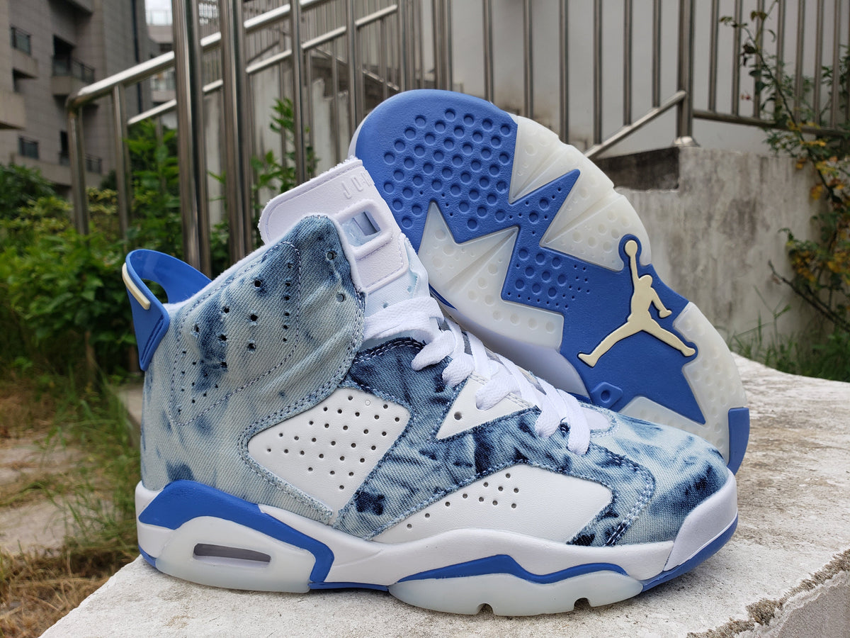 Jordan 6 High-Top Sneakers in Blue Washed Denim