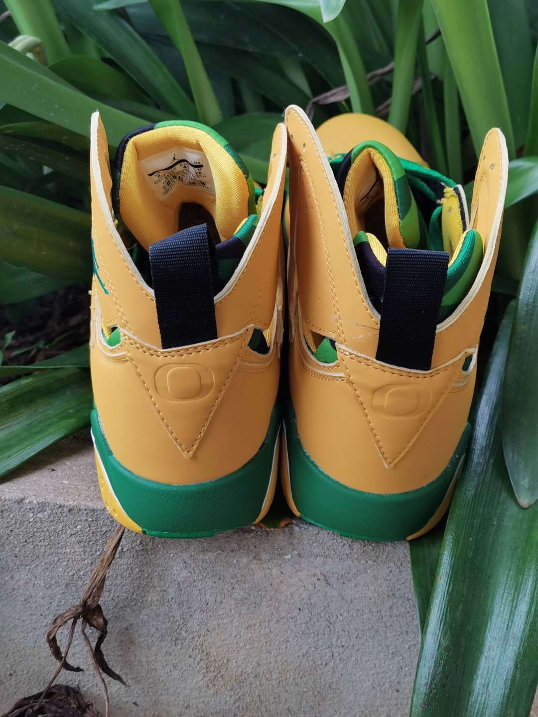 Jordan 7 Retro Sneakers in Wheat, White and Green