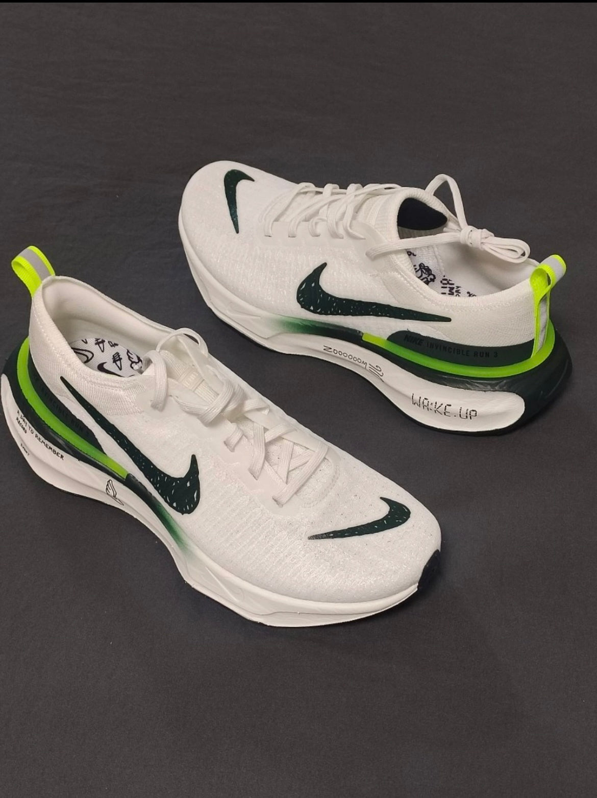Nike ZoomX Invincible Run 3 Running Shoes White Green FZ4018-100