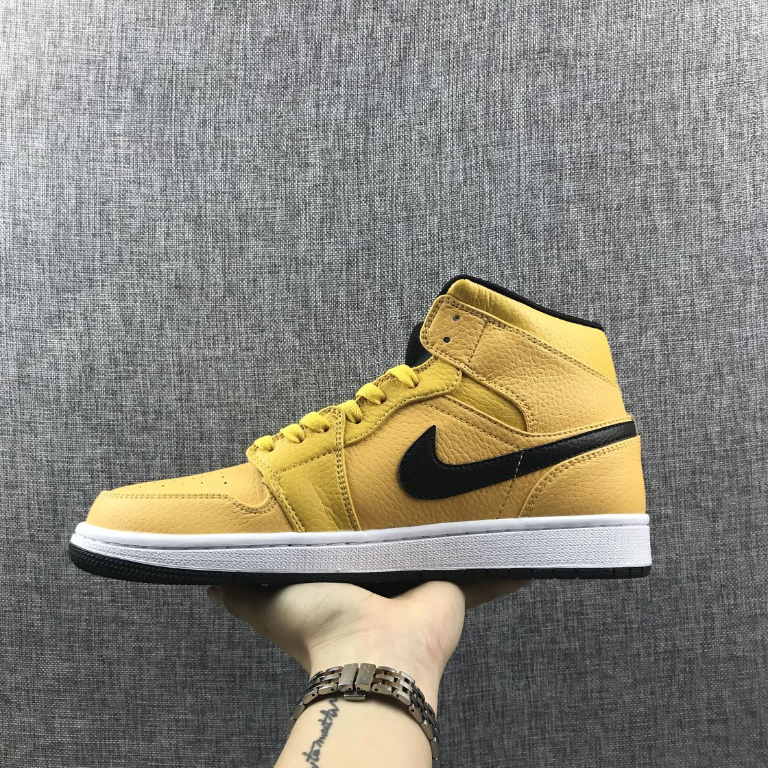 Air Jordan 1 Mid Yellow Ochre Black Sneakers 554724-700
