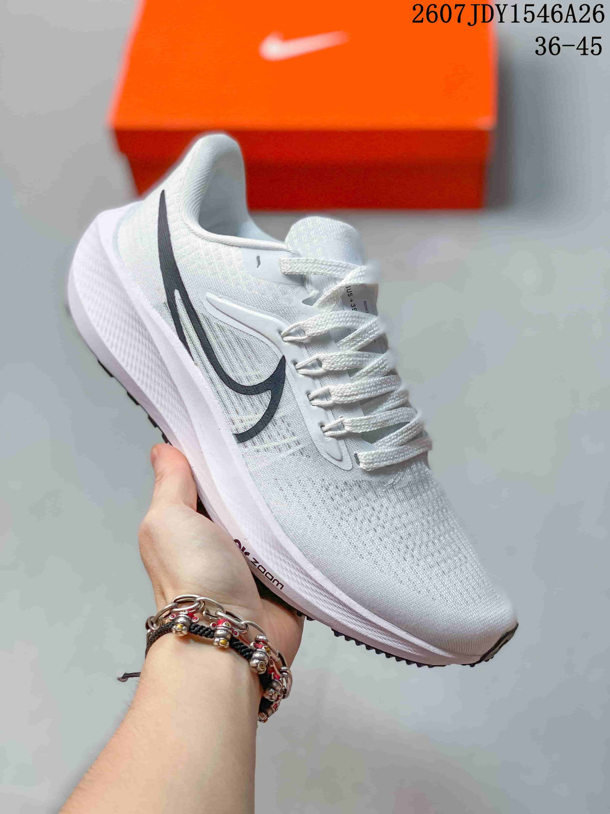 Nike Air Zoom Pegasus 39 Running Sneakers