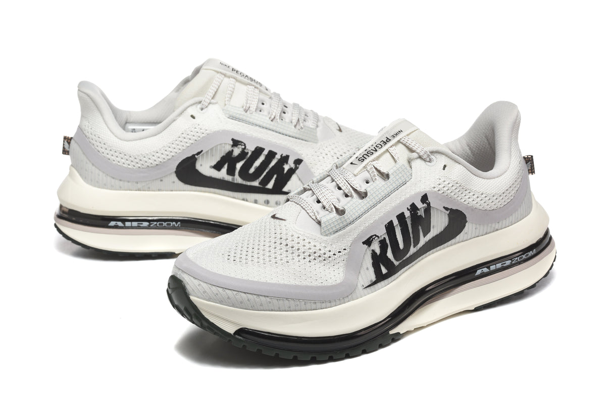 Nike Pegasus Premium Running Shoes White Black IH2288-001