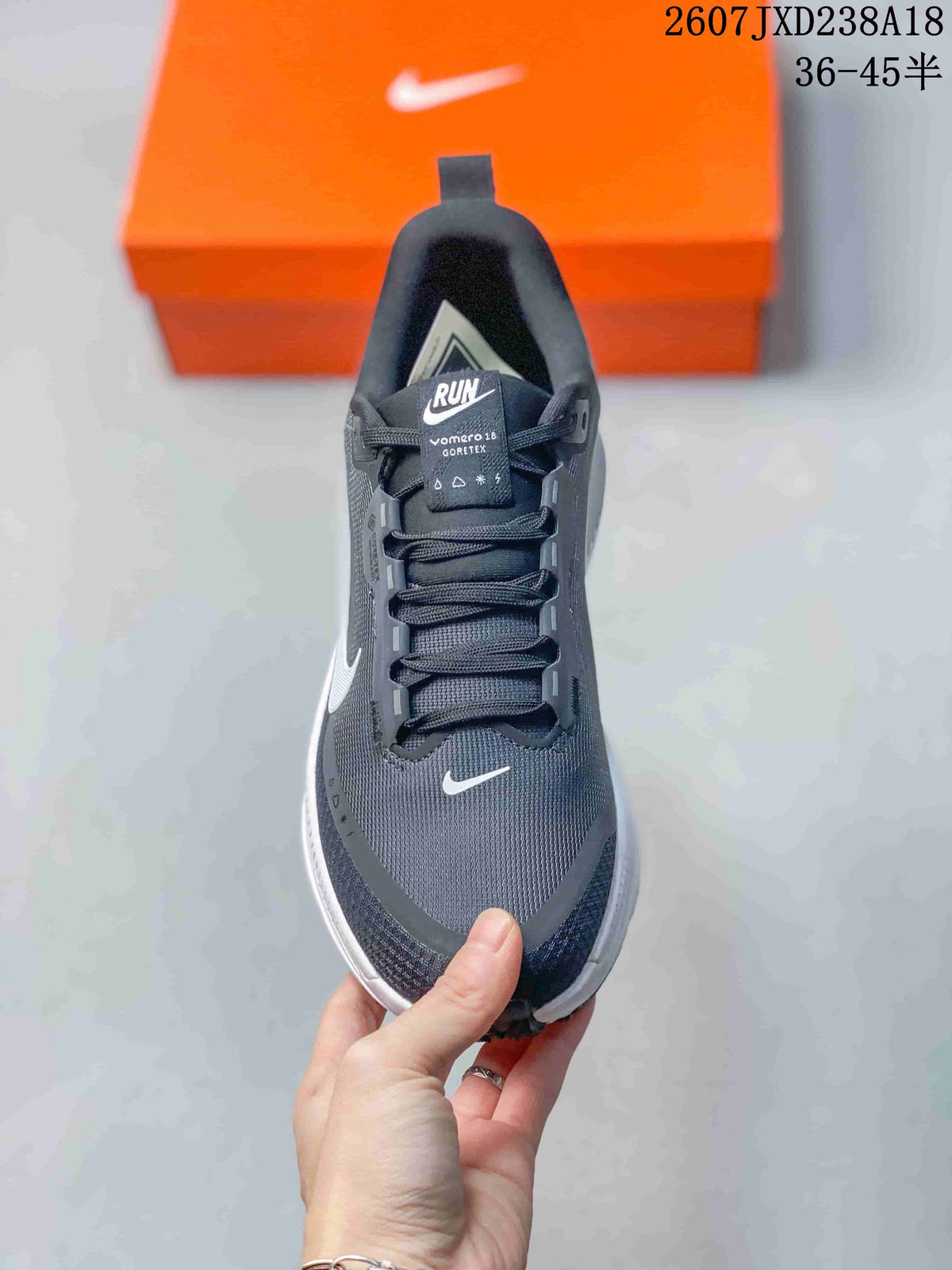 Nike Vomero 18 GTX Running Shoes Dark Gray White
