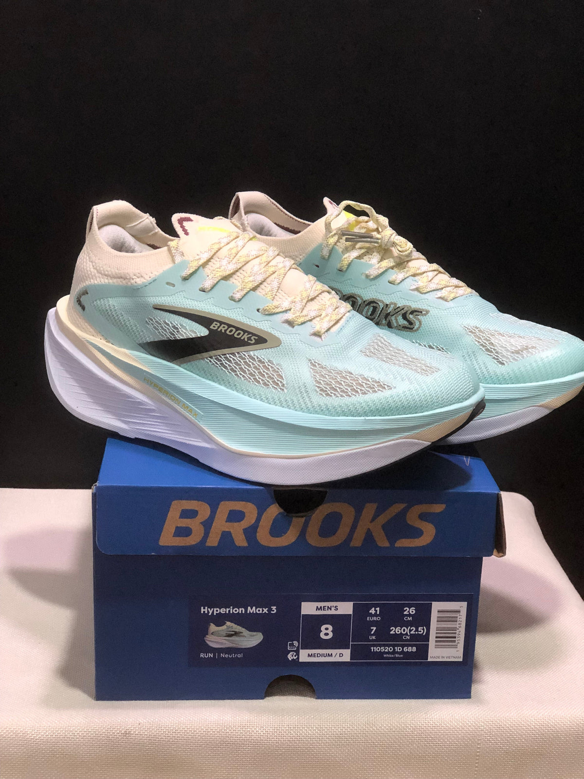 Brooks Hyperion Max 3 Running Shoes, Blue and Cream