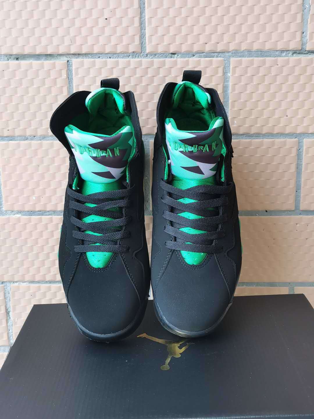 Jordan 7 Retro Sneakers in Wheat, White and Green