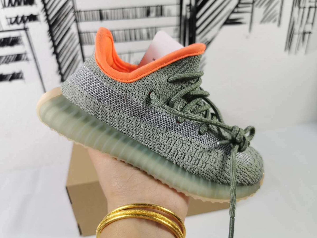 Yeezy 350 V2 Kids Sneakers in Grey and Orange