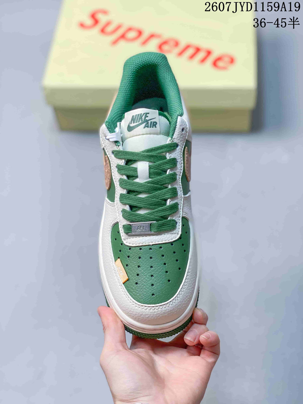 Nike Air Force 1 '07 Low White Green Sneakers