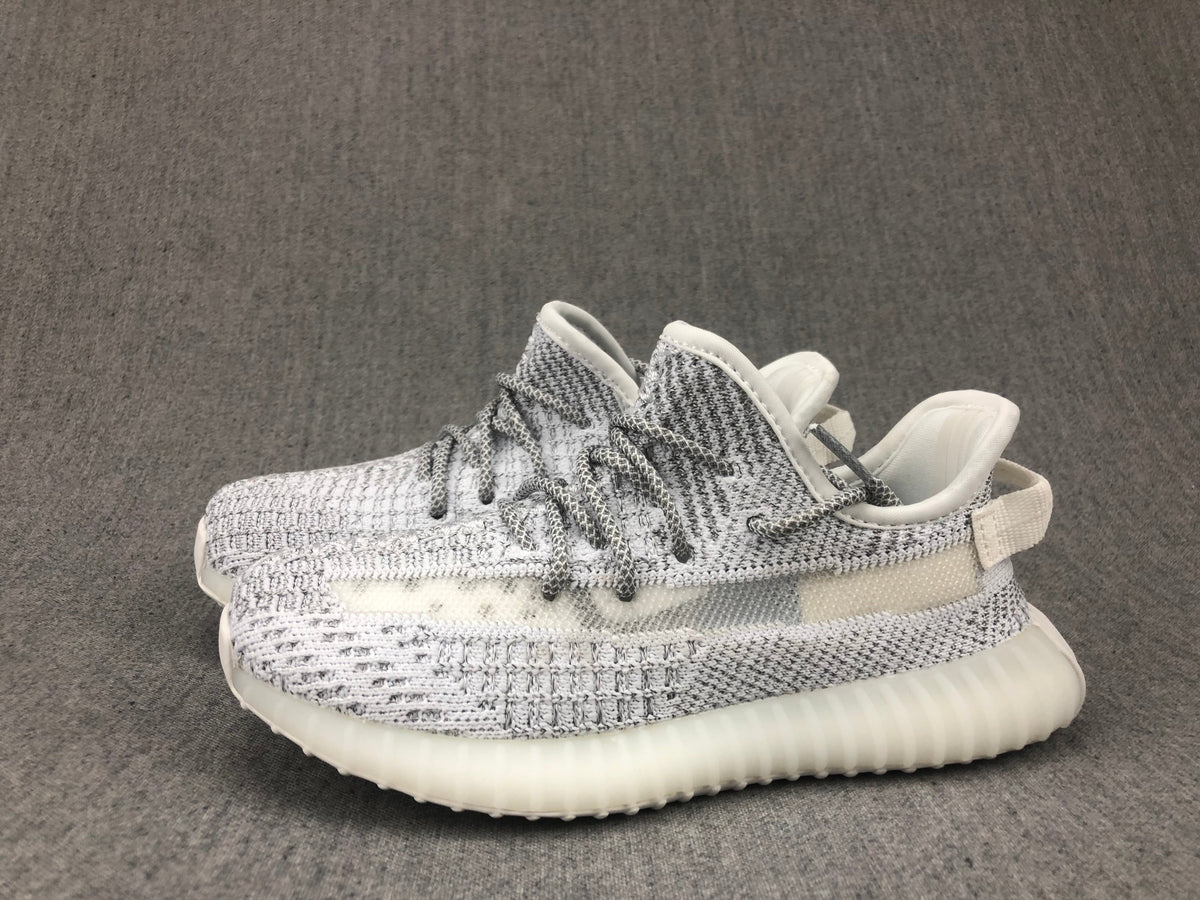 Yeezy 350 V2 Kids Sneakers in White and Gray
